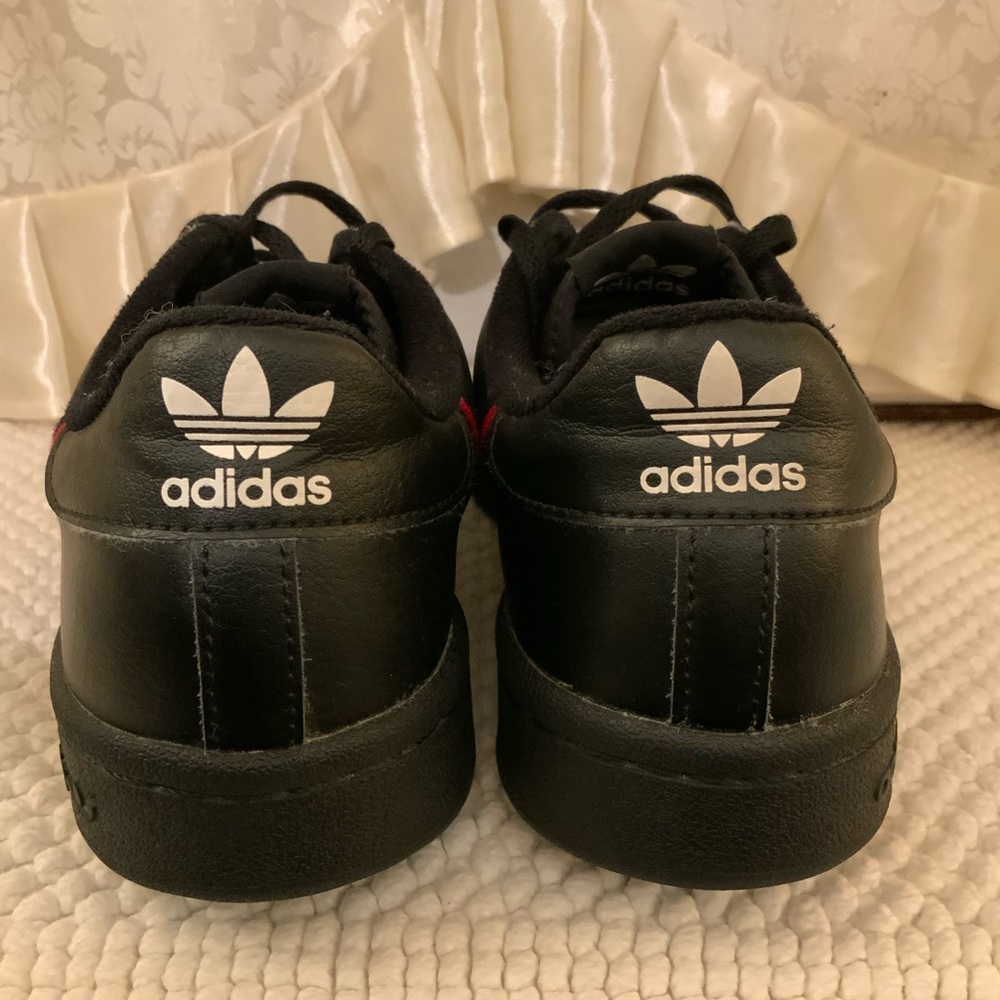 ADIDAS - Picture 4 of 7